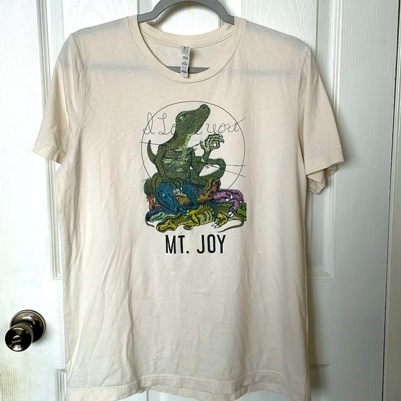 Dinosaur tee - Picture 1 of 2